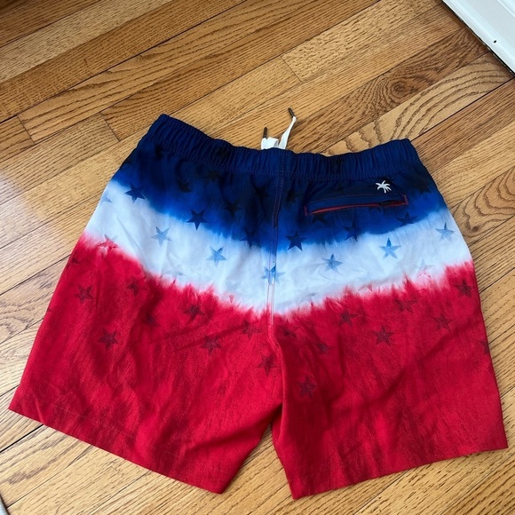 Trunk Surf & Swim Men's Red and Blue Star Compression Swim Shorts Size Medium - Picture 3 of 3